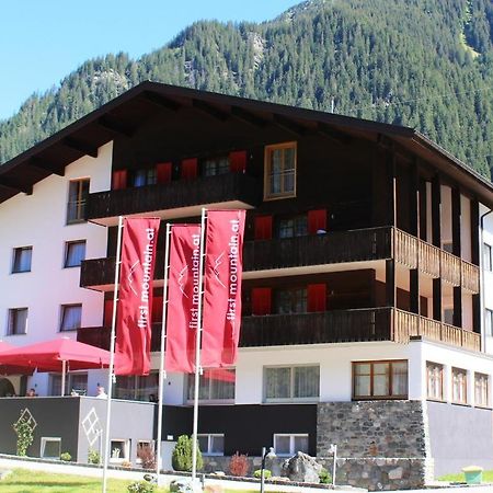 First Mountain Hotel Montafon Гашум Экстерьер фото