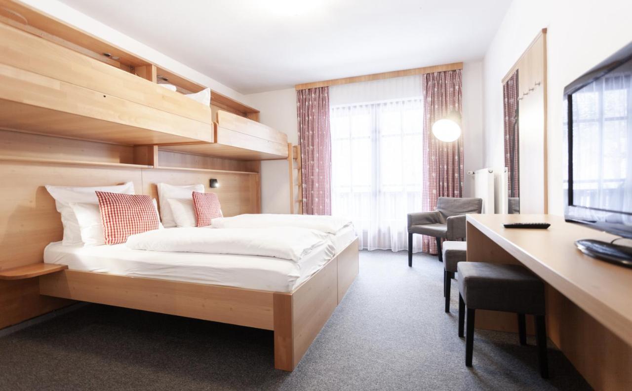 First Mountain Hotel Montafon Гашум Экстерьер фото