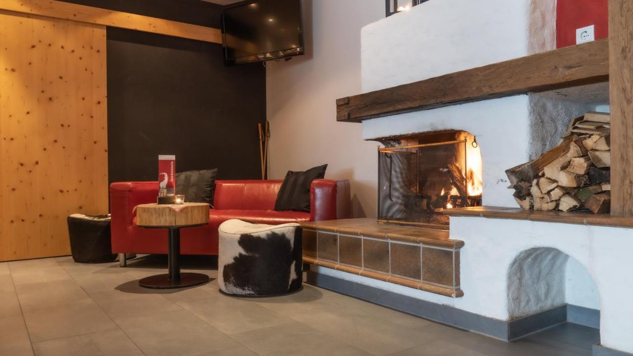 First Mountain Hotel Montafon Гашум Экстерьер фото